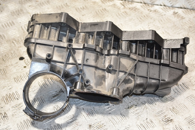 Колектор впускний A6460902337 MERCEDES