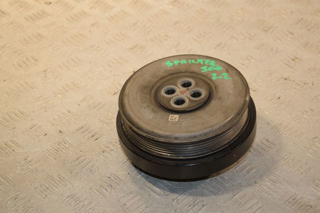 Демпферний шків колінвала A6510351612 MERCEDES