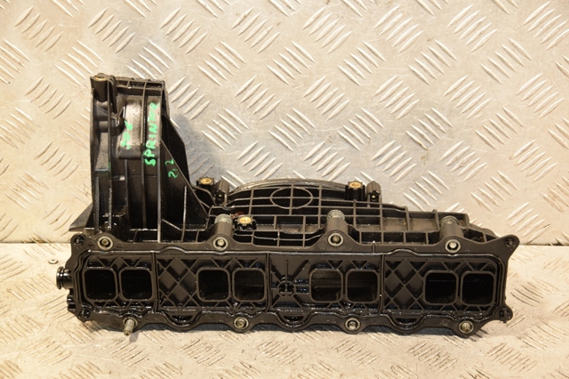 Колектор впускний A6510903037 MERCEDES