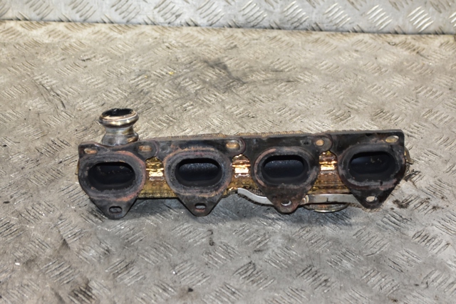 Колектор випускний A6541403001 MERCEDES