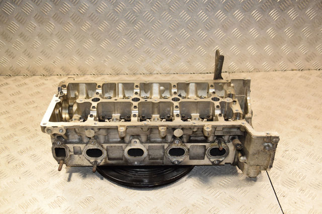Головка блока циліндрів (ГБЦ) A6710160201 SSANG YONG