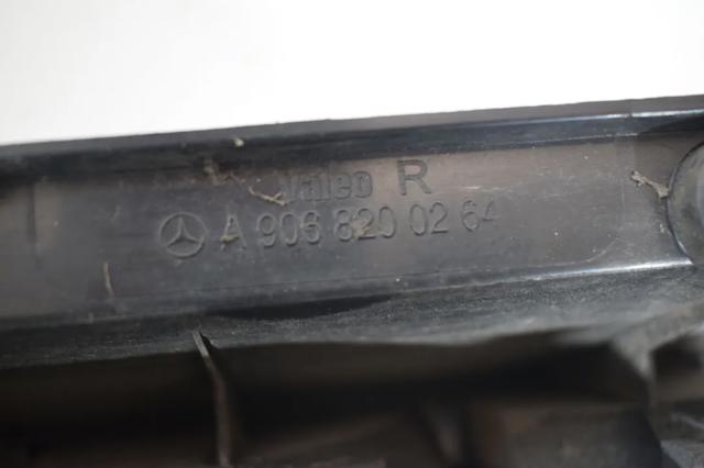 Задні ліхтарі A9068200264 MERCEDES