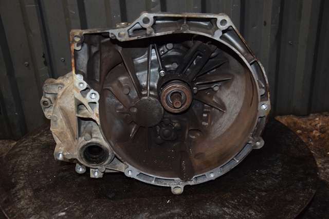 Коробка механіка в зборі CA6R7002LBA FORD