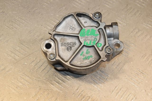 Насос вакуумний D1562C2 PEUGEOT