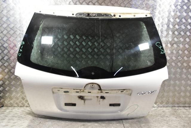 Задня ляда EGY56202XA MAZDA
