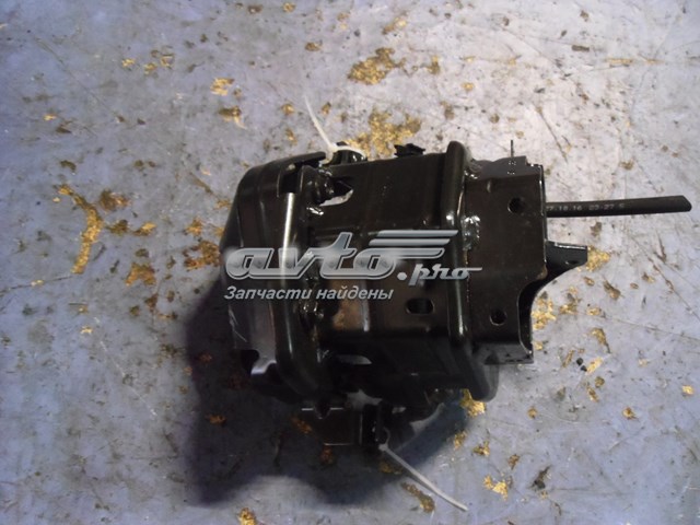 Кронштейн паливного фільтра FM5Q9A072BD FORD