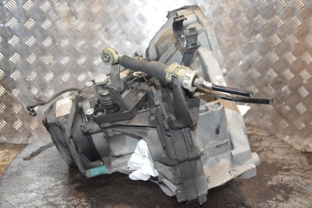 Механічна коробка перемикання передач JH3103 NISSAN