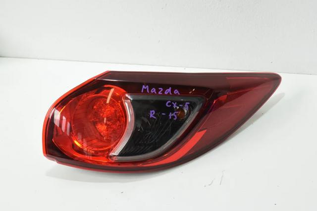 Задній правий зовнішній ліхтар KD3351150C MAZDA