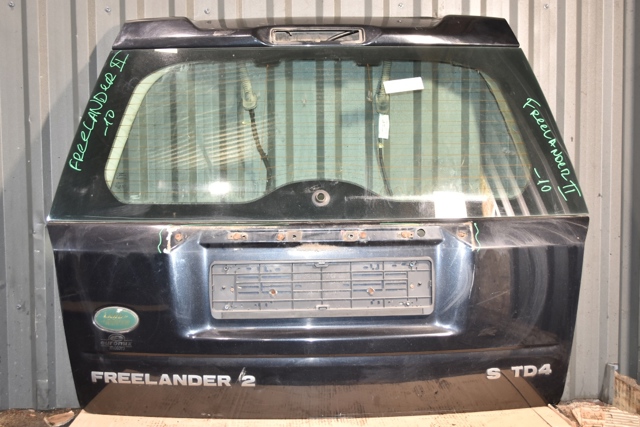 Задні двері багажника Land Rover Freelander 2