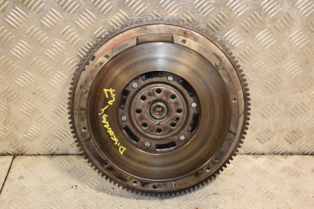 Маховик двигуна LR024833 LAND ROVER