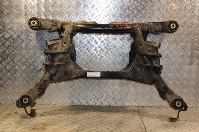 Підрамник задній LR078717 LAND ROVER