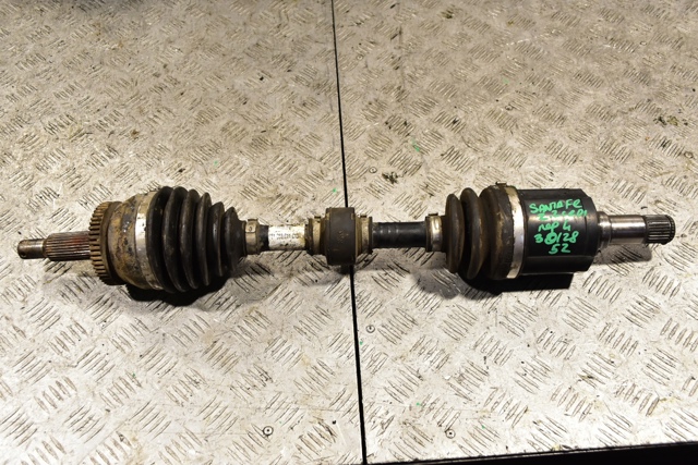 Піввісь передня, права MR980748 MITSUBISHI