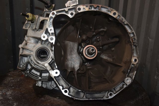 Ручна коробка передач ND0002 RENAULT