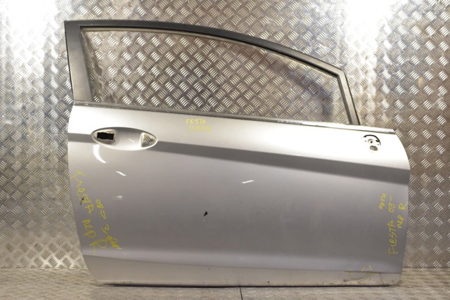 Пасажирські передні двері P8A61B20124KA FORD