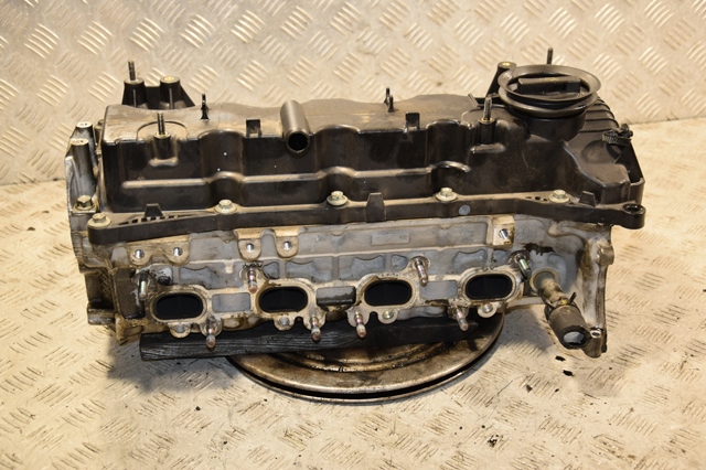 R2AA10100 Mazda