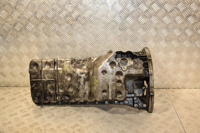 Картер масляний R6470140102 MERCEDES