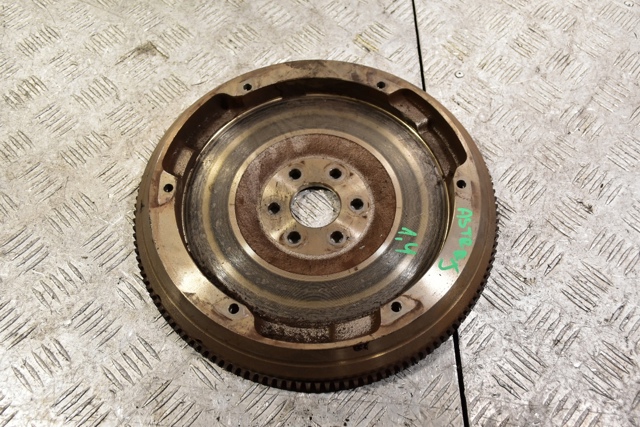 Маховик зчеплення R90400169 OPEL