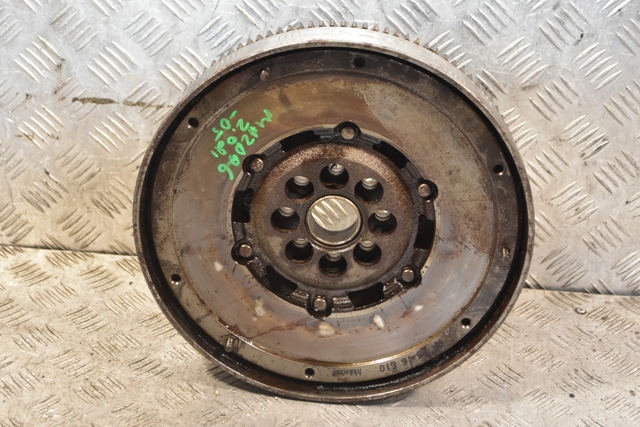 Маховик зчеплення RF2916610 MAZDA