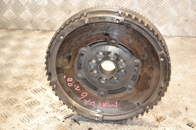 Демпферний маховик RF3016610C MAZDA