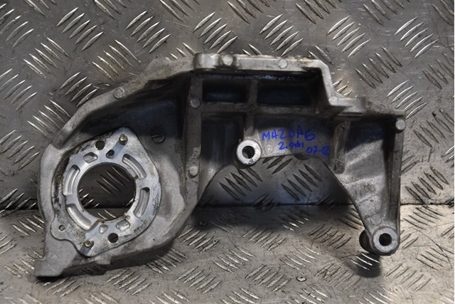 Кронштейн паливного насосу ПНВТ RF7J13G00 MAZDA
