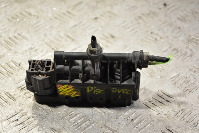 Блок клапанів регульованої підвіски, задній RVH000055 LAND ROVER