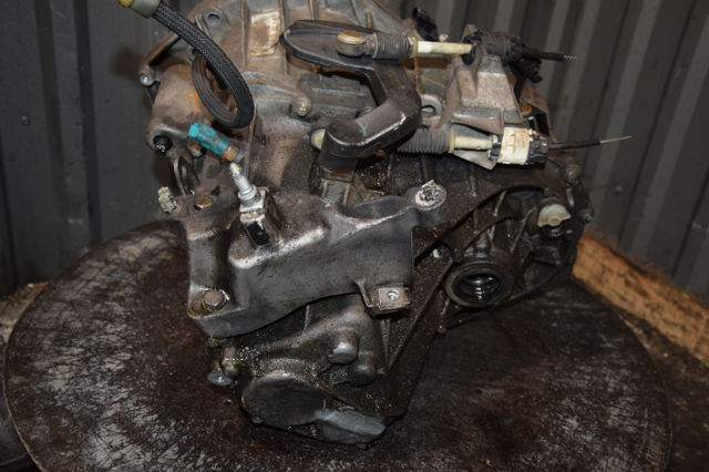 КПП в зборі TL8000 RENAULT