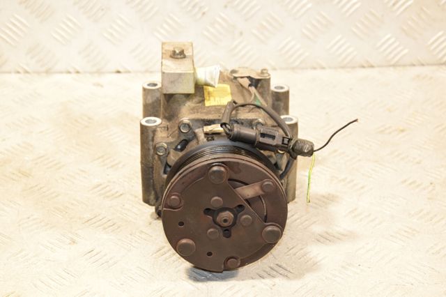 Компресор кліматичної установки YS4H19D629AC FORD