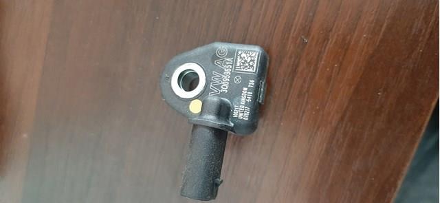 Датчик AIRBAG передній 3Q0959651A VAG