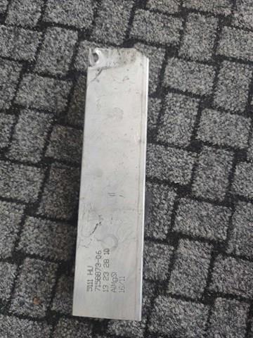Підсилювач бампера переднього 51117158873 BMW