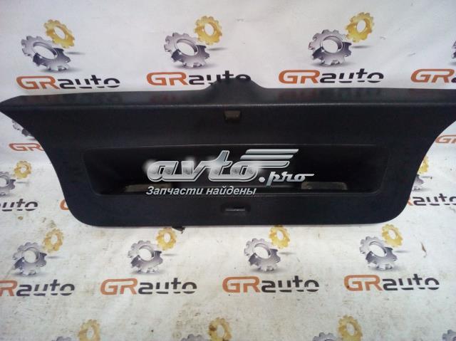 Обшивка ляди 6R6867601A VAG