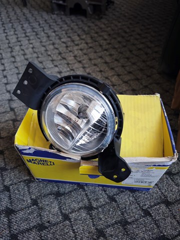Протитуманки, ліваі, права 712403901120 MAGNETI MARELLI