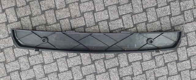 Переднє ікло бампера A9068850011 MERCEDES