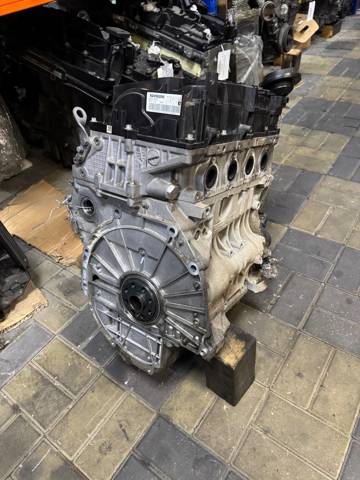 Двигун у зборі 11002220836 BMW