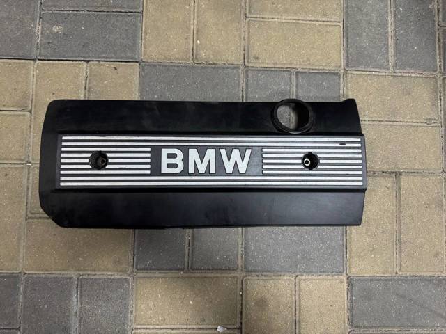 Кришка двигуна декоративна 11127526445 BMW