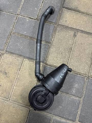Клапан картерних газів 11151703484 BMW