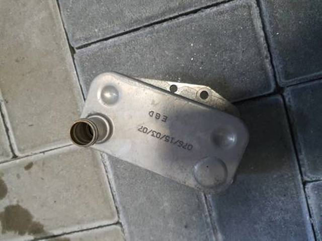Масляний радіатор охолодження рідини АКПП 11427787698 BMW