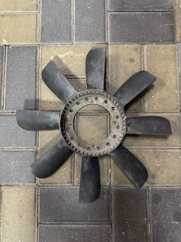 Вентилятор / крильчатка радіатора охолодження 11521719040 BMW