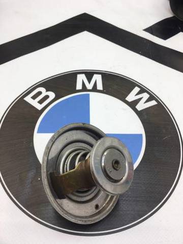 Фланець термостата 11531702279 BMW