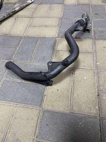 Шланг/патрубок водяного насосу, приймальний 11532247918 BMW