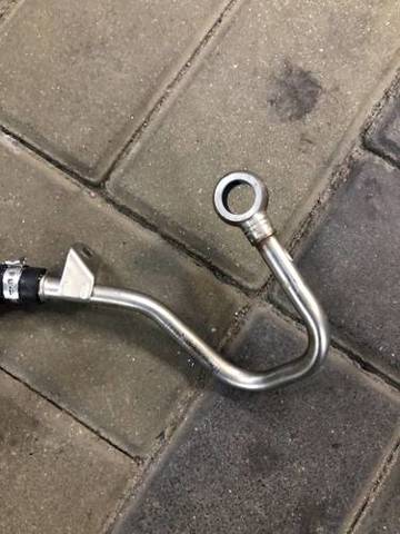 Шланг/патрубок рідинного охолодження турбіни, подача 11537577012 BMW