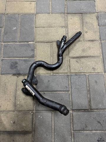 Шланг/патрубок водяного насоса, приймальний 11537806706 BMW