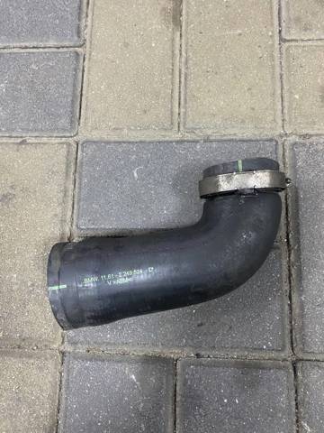 Патрубок повітряний, вихід з турбіни (наддув) 11612249524 BMW