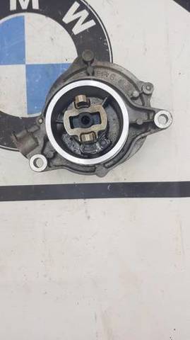 Насос вакуумний 11667791232 BMW