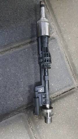 Форсунка вприску палива 13647629174 BMW