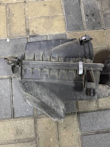 Коробка фільтра 13717503559 BMW