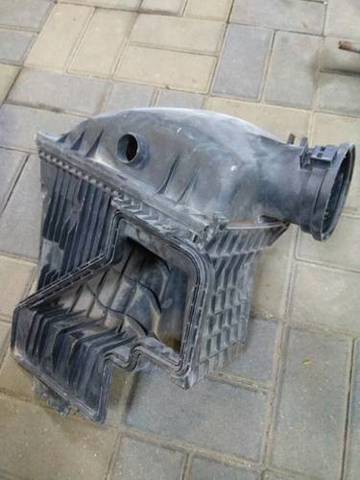 Коробка фільтра 13717531800 BMW