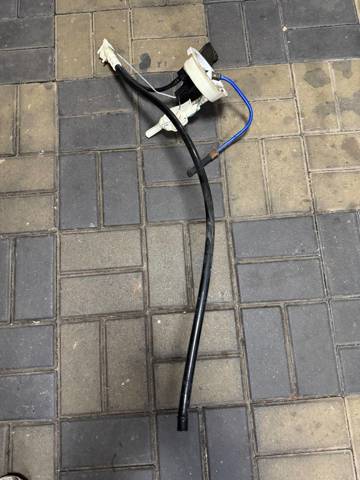 Датчик рівня палива в баку 16116768788 BMW
