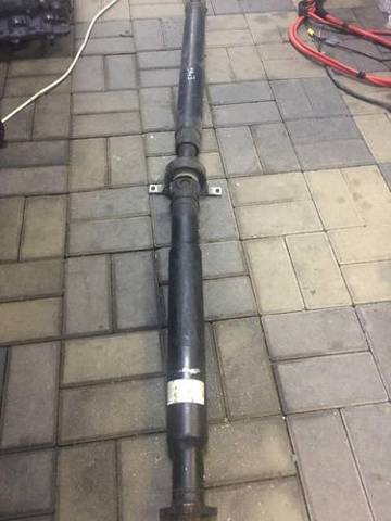 Вал карданний задній, у зборі 26117506837 BMW