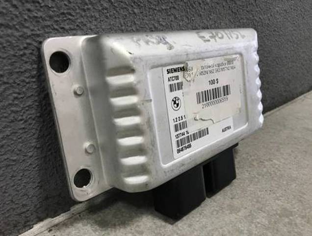 Модуль керування роздавальної коробкою 27607606629 BMW