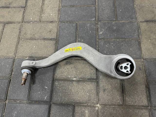 Правий важіль передній нижній підвіски 31108833032 BMW